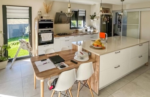 Piolenc House | Beautiful cottage welcomes you to Piolenc.