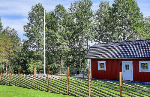 Alvsered House | Beautiful cottage with lovely terrace and lake view.