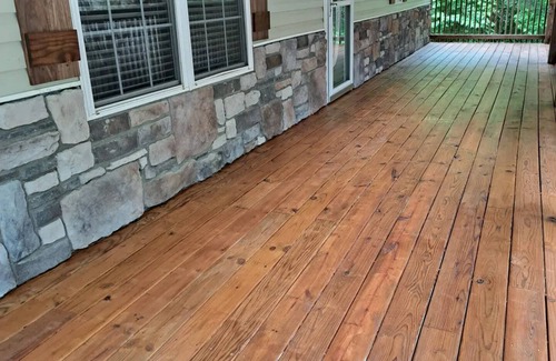 Osage Beach House | Beautiful country home on three acres and three hundred feet of waterfront.