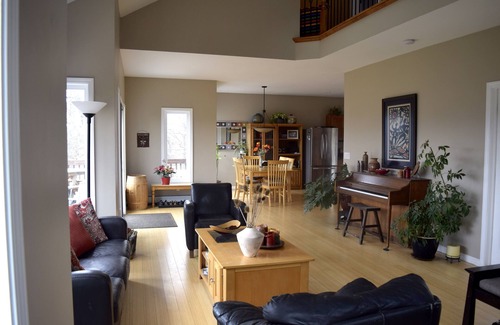 Lansing House | Beautiful country views close to Ithaca in the Finger Lakes region