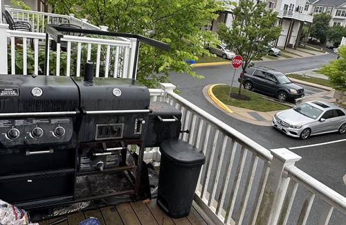 Germantown House | Beautiful Cozy 3 bedroom Townhome