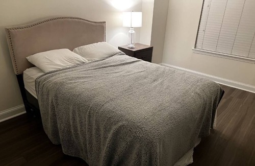 Cathedral Heights Apartment | Beautiful, cozy apartment in Northwest Washington, D.C.