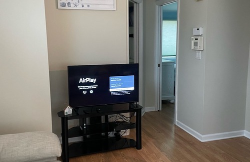 Ortley Beach Cottage | Beautiful Cozy Beach Cottage in Ocean Beach III - 8 houses from the beach!