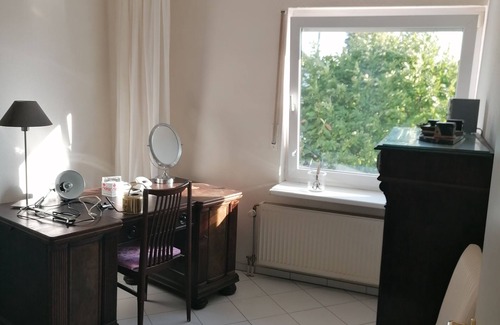 Rhein-Erft-Kreis District House | Beautiful, cozy townhouse
