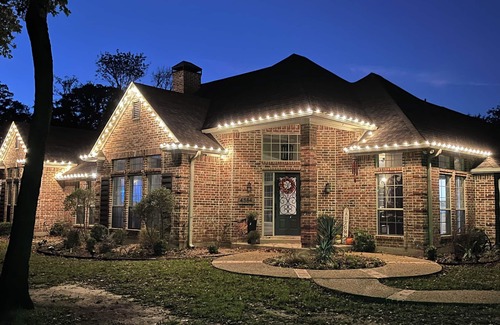 Klondike House | Beautiful Custom 4 bed with pool home with 3 acres. Private spacious backyard.