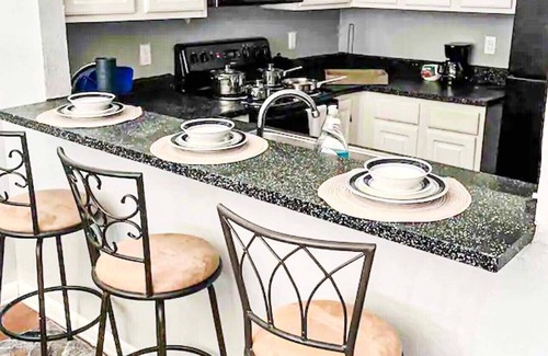 Duncanville House | 🌟Beautiful Dallas/ Duncanville townhome❗️W/Patio 5star host on other sites