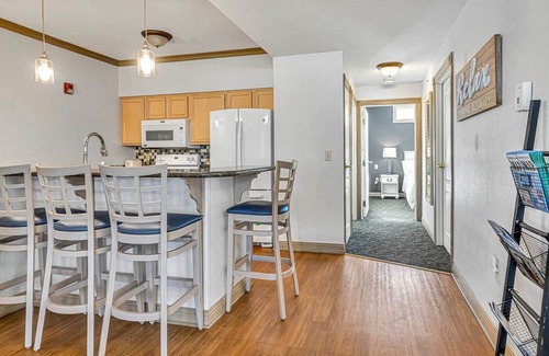 Sheboygan Condo | 'Beautiful Day Getaway' - Lake Michigan Views