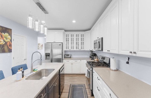 Eckington House | Beautiful DC RowHouse in a quiet&safe neighborhood