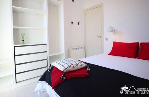 Sant Pere de Ribes Apartment | Beautiful designer apt, close to sea, full A/C & pool
