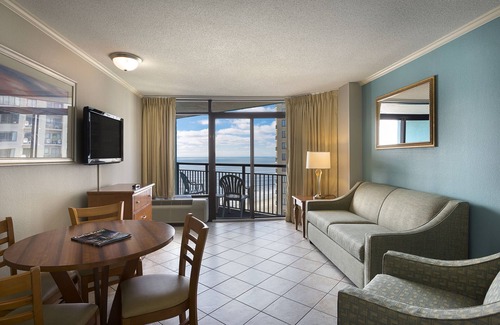 Myrtle Beach Resort | Beautiful Deluxe Angle Oceanfront Suite + Official On-Site Rental Privileges