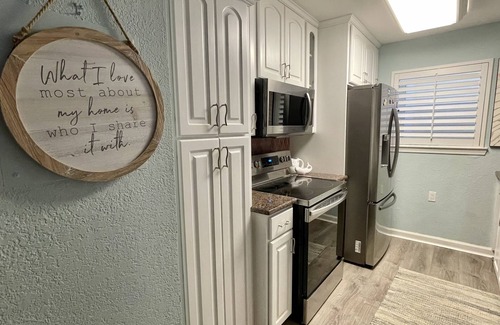 Holiday Isle Villa | Beautiful Destin Villa in Private Gated Resort Community