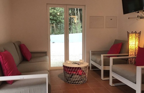 Caldas da Rainha House | beautiful domain with tennis / football field in an oasis of peace