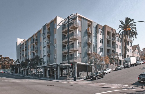 Cortez Hill Apartment | Beautiful Downtown San Diego Studio