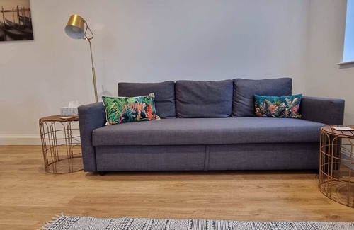 Ealing Common Apartment | Beautiful Ealing Common Apartment