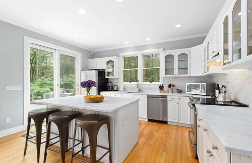 Northwest Harbor House | Beautiful East Hampton Home, Close to Beach and Town