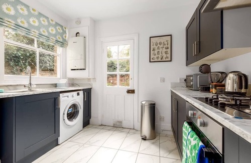Oxford House | Beautiful Edwardian Central Oxford home