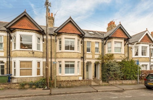 Oxford House | Beautiful Edwardian Central Oxford home