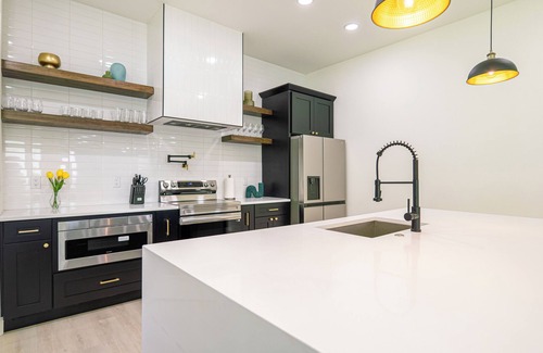 Port Tampa City House | Beautiful Elegant New Tampa Luxury Home