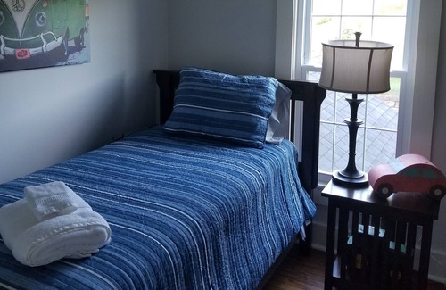Salamanca Apartment | Beautiful Ellicottville Scenic Farmhouse minutes from Town!