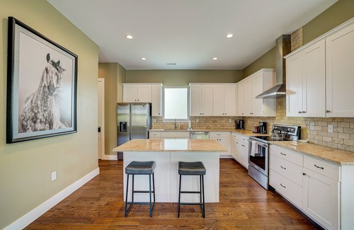 Horseshoe Bay West House | Beautiful escape with private hot tub, game room & washer/dryer