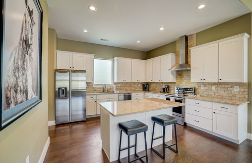 Horseshoe Bay West House | Beautiful escape with private hot tub, game room & washer/dryer