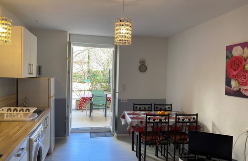 Lamalou-les-Bains Apartment | Beautiful F2 modern terrace 10m2 PMR access (handicap) - closed courtyard private parking