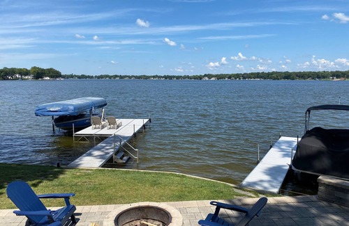 Colon House | Beautiful Family-Friendly Home On All-Sport Palmer Lake! 3 Bedroom - 3 Bath.