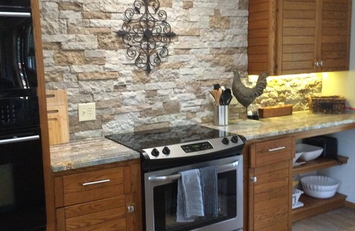 Arden Cabin | Beautiful Family Lodge on a Private Lake set in 20 secluded acres
