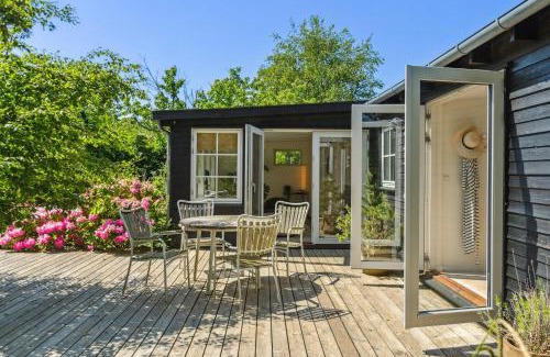 Holloselund House | Beautiful Family Summer House In Vejby