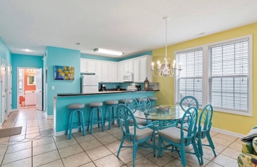 Surfside Beach House | BEAUTIFUL FAMILY FRIENDLY 4-bedroom home with AC in Surfside Beach, SC!
