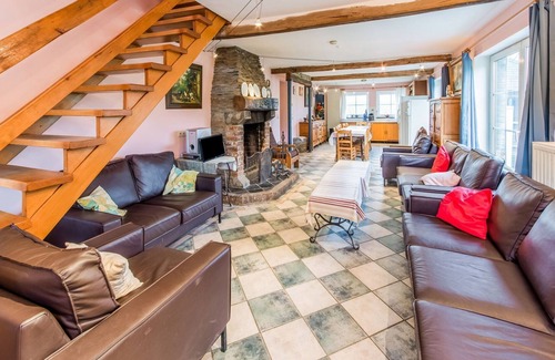 Brisy Other | Beautiful Farmhouse in Brisy with Sauna