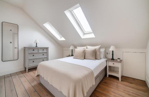 Islington Apartment | Beautiful Five-Bedroom House near Hammersmith