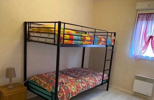 Saint-Valery-en-Caux Apartment | Beautiful quiet and spacious 61 m2 apartment near the city center and the sea