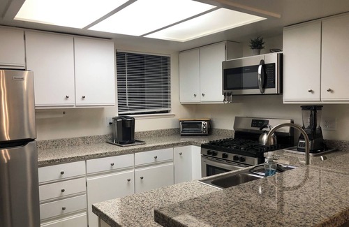 Golden Hills Apartment | Beautiful Fully Furnished Tehachapi Retreat