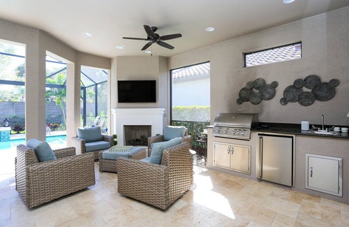 Bonita Springs House | BEAUTIFUL FULLY FURNISHED POOL HOME, GREAT LOCATION AND NEAR COCONUT POINT MALL