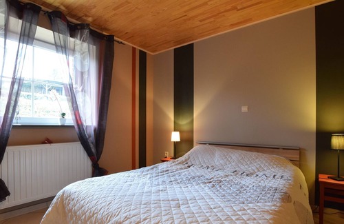Tillet Apartment | Beautiful gîte in former farmhouse with garden