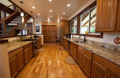 Gold Beach House | Beautiful Gold Beach Vacation Rental On The Rogue River! Mountains, River & More