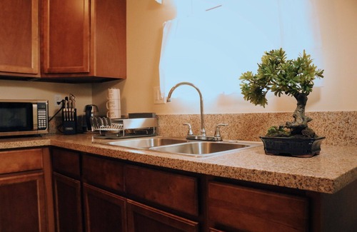 Harbor Apartment | Beautiful Guest Apt near to Everything
