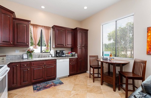 Temecula House | Beautiful Guest Cottage PERMITTED TEMECULA WINE COUNTRY VACATION HOME