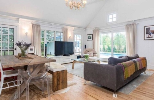 Remsenburg House | Beautiful Hampton's vacation home w/ pool located near several stunning beaches