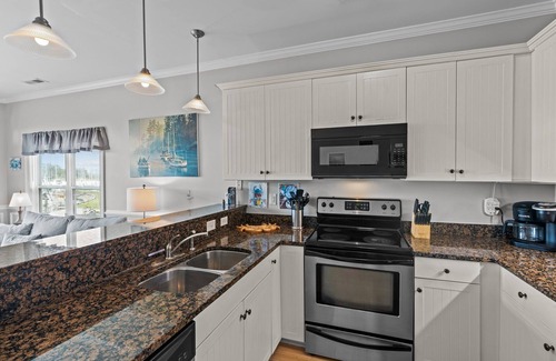 Fairfield Harbour House | Beautiful Harbour Views!