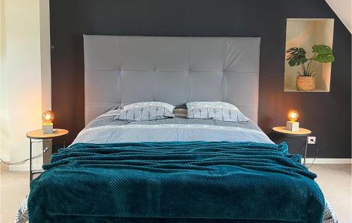 Saint-Pierre-Langers House | Beautiful Home In St Pierre Langers