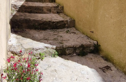 Mollans-sur-Ouveze House | Beautiful house with terrace in Provence