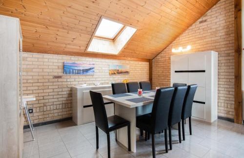 Couvin House | Beautiful Holiday Home in Cul-des-Sarts with Garden