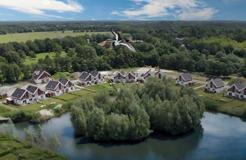 Nordhorn House | Beautiful holiday home in the Seepark Nordhorn with sauna, whirlpool and fireplace