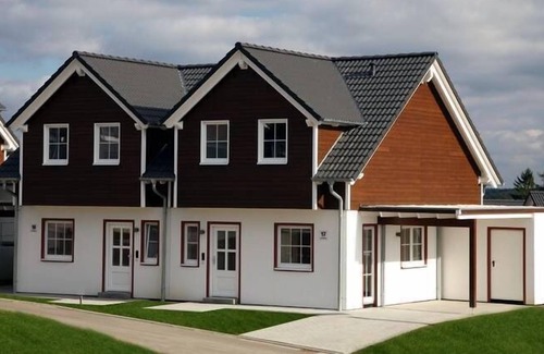 Drees House | Beautiful Holiday Home in Drees with Terrace and Garden