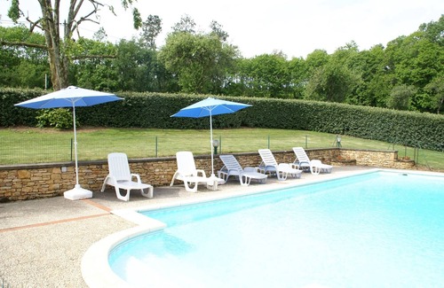 Saint-Pompont House | Beautiful holiday home with pool