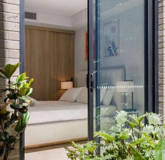 Glebe Apartment | Beautiful Holiday Home w Private Terrace
