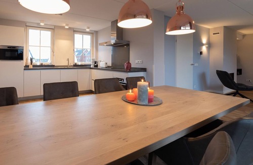 Colijnsplaat House | Beautiful holiday home in Colijnsplaat with garden