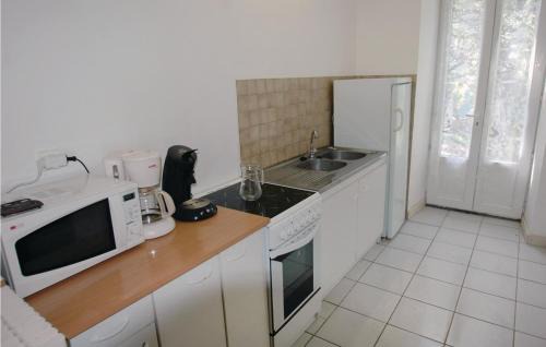 Riom-es-Montagnes House | Beautiful Home In Riom-Ès-Montagnes